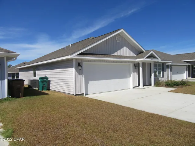 $1,895 | 4015 Pioneer Lane, Panama City, FL 32404