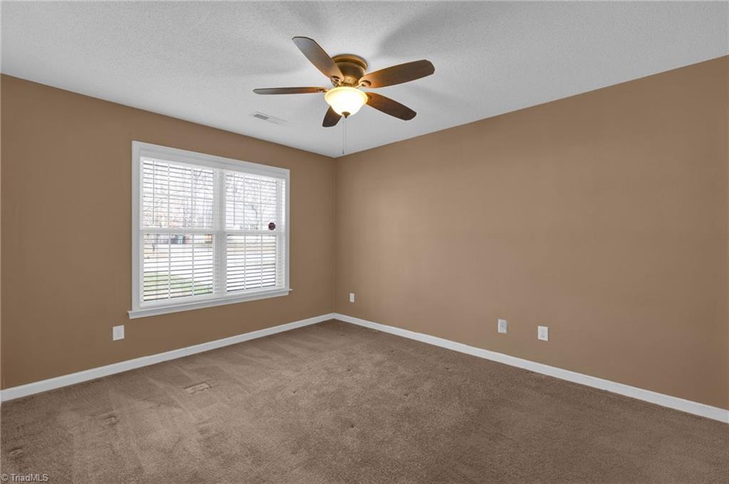 4606 Meadowcroft Road Greensboro, NC 27406 - Photo 14 of 27 Gallery Image 14