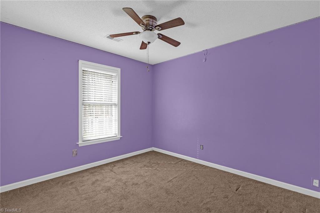 4606 Meadowcroft Road Greensboro, NC 27406 - Photo 17 of 27 Gallery Image 17