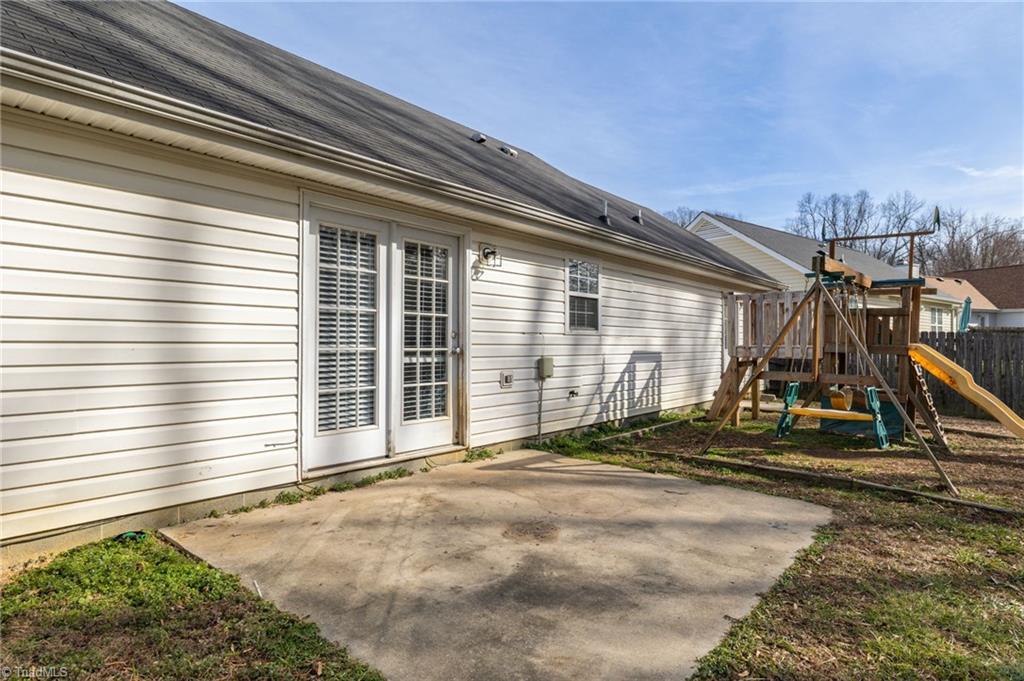 4606 Meadowcroft Road Greensboro, NC 27406 - Photo 23 of 27 Gallery Image 23