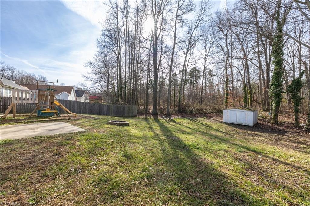 4606 Meadowcroft Road Greensboro, NC 27406 - Photo 24 of 27 Gallery Image 24