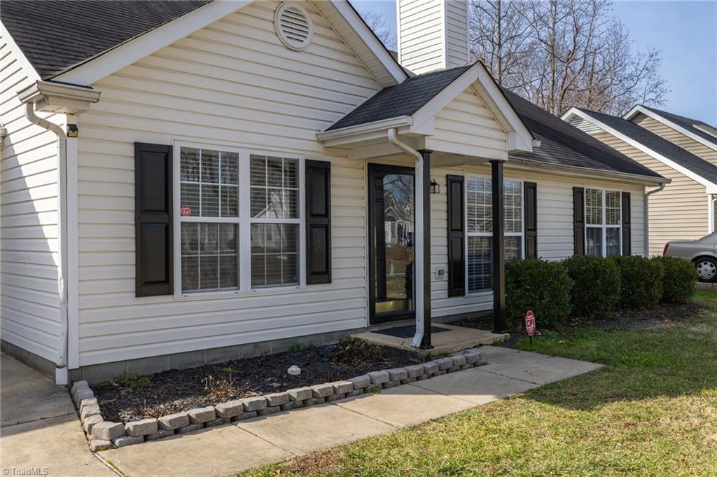 4606 Meadowcroft Road Greensboro, NC 27406 - Photo 3 of 27 Gallery Image 3