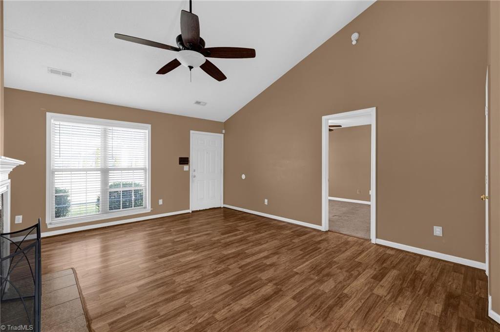 4606 Meadowcroft Road Greensboro, NC 27406 - Photo 6 of 27 Gallery Image 6