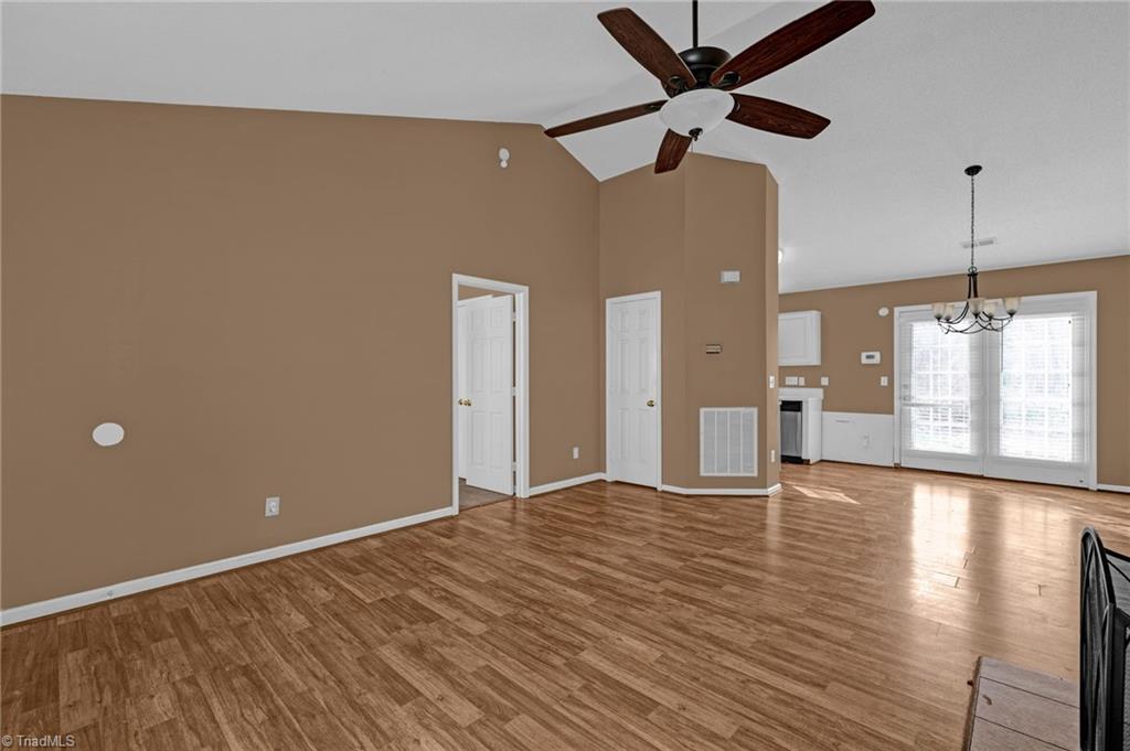 4606 Meadowcroft Road Greensboro, NC 27406 - Photo 7 of 27 Gallery Image 7