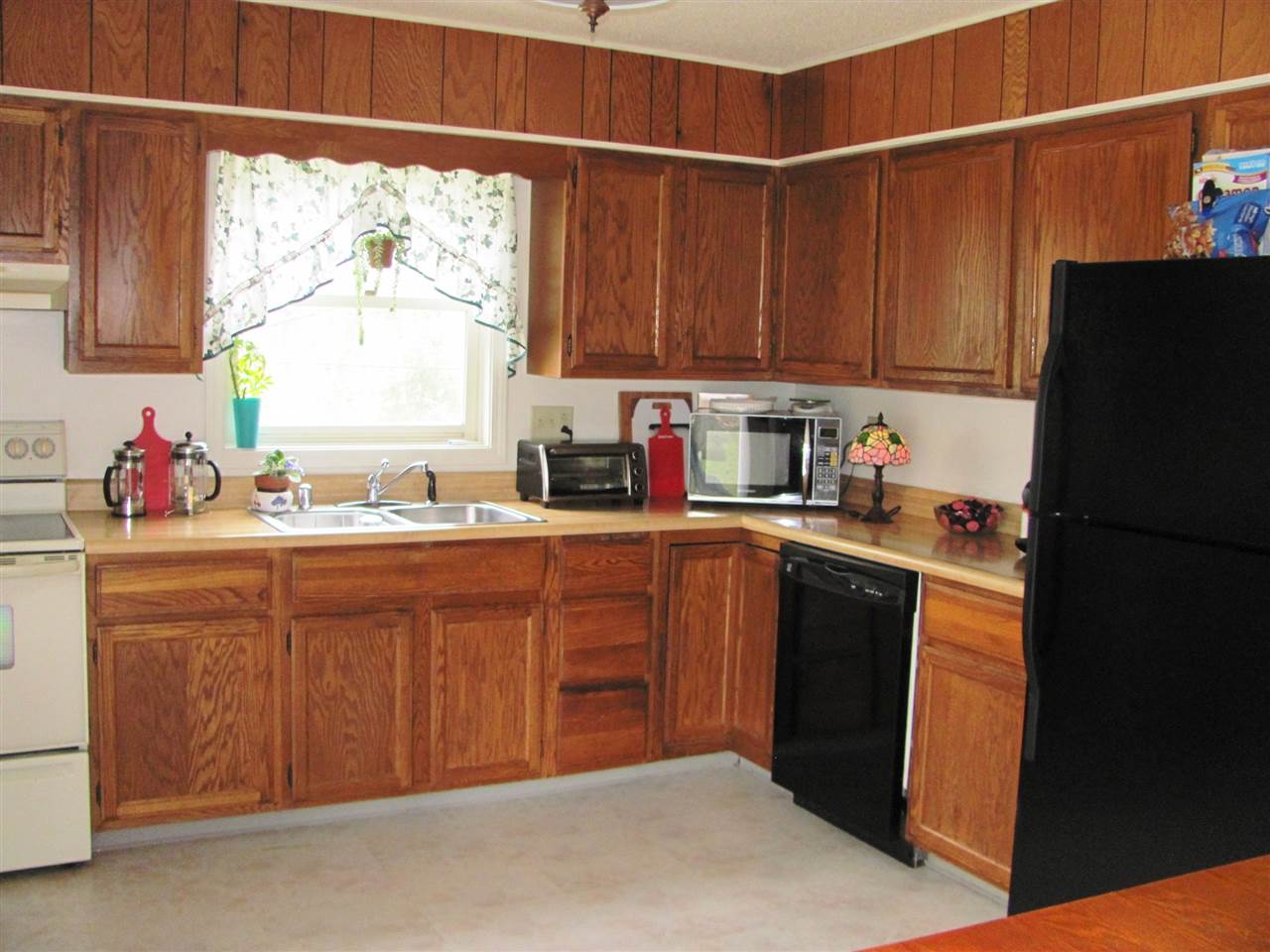 1 Cardinal Place Rutland, VT 05701 - Photo 3 of 25