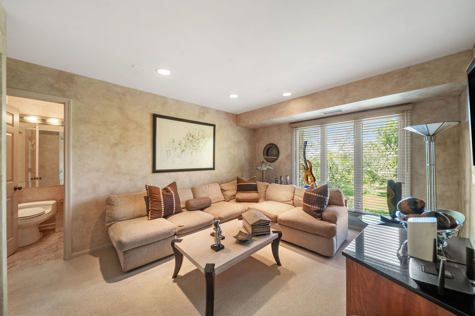 3810 Mission Hills Road, Unit 401 Northbrook, IL 60062 - Photo 16 of 29