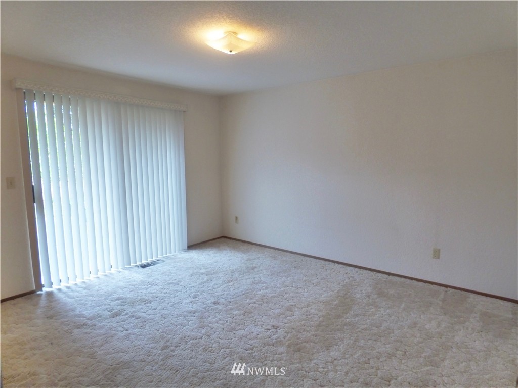 6413 Armar Road Marysville, WA 98270 - Photo 13 of 24 Gallery Image 13
