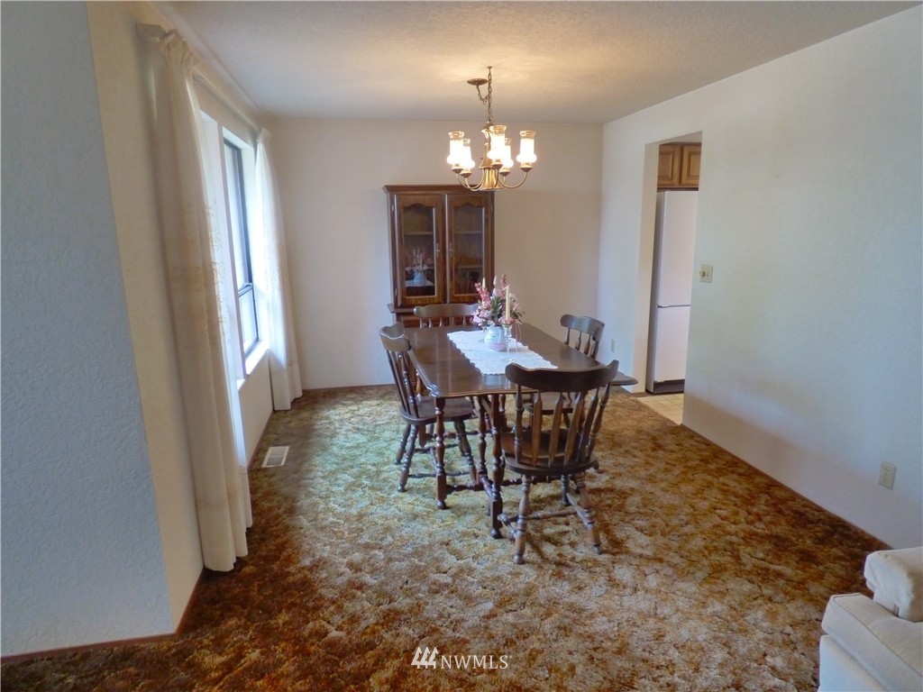 6413 Armar Road Marysville, WA 98270 - Photo 4 of 24 Gallery Image 4