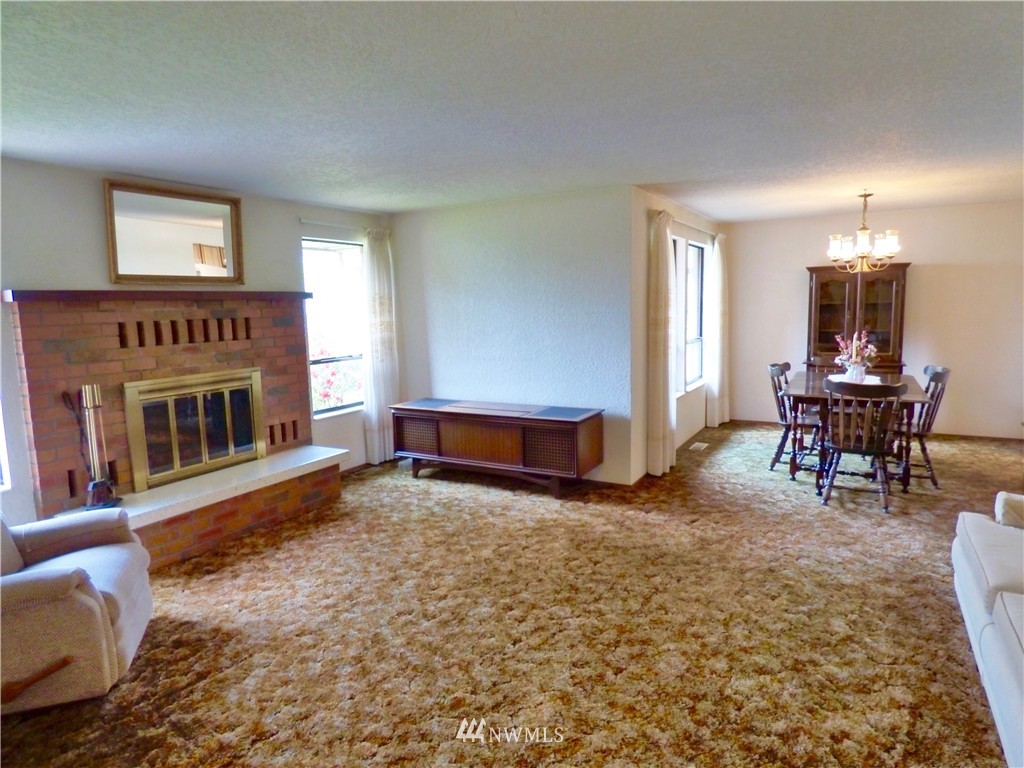6413 Armar Road Marysville, WA 98270 - Photo 6 of 24 Gallery Image 6
