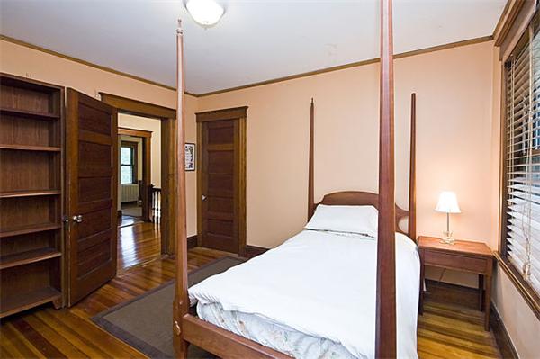 32 Ridgeway Avenue Needham, MA 02492 - Photo 21 of 29