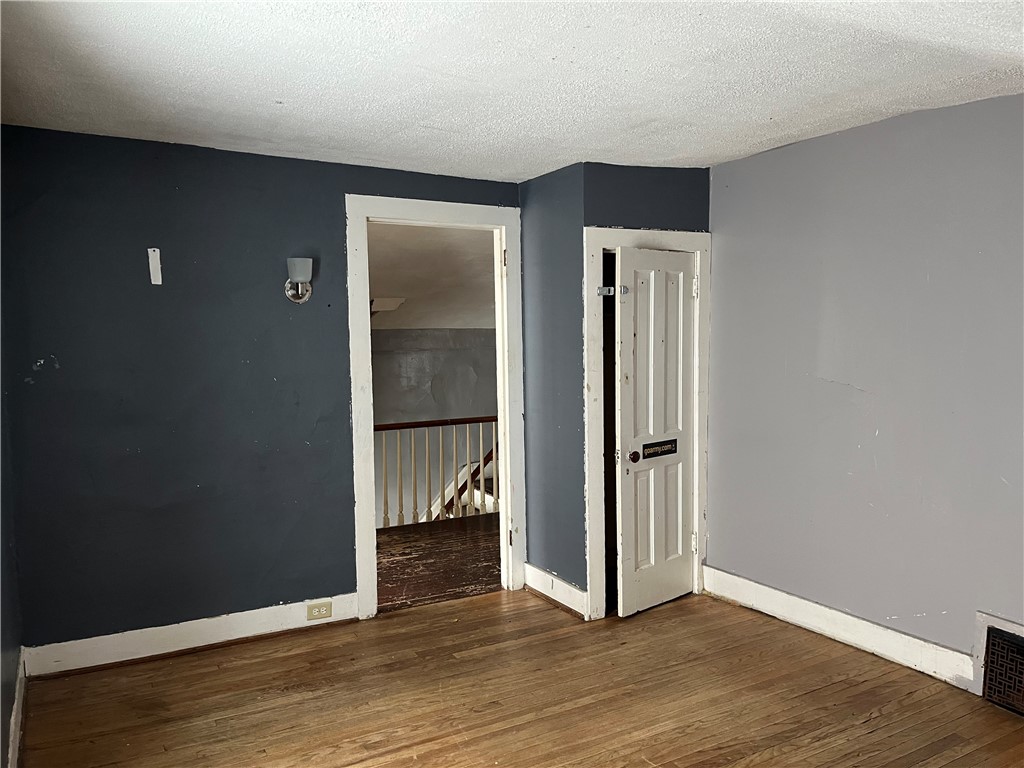 42 Seminary Street Auburn, NY 13021 - Photo 10 of 15