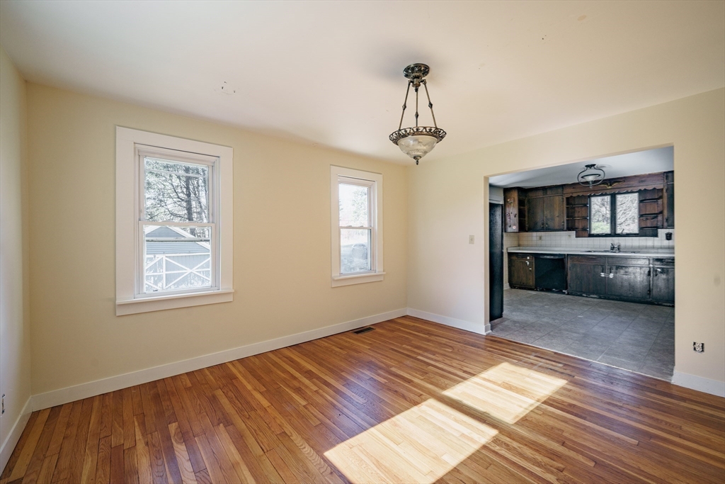 1665 Main Road Granville, MA 01034 - Photo 14 of 38