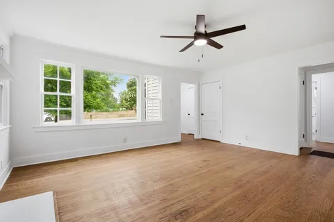 $288,000 | 406 Pickens Lane, Columbia, TN 38401