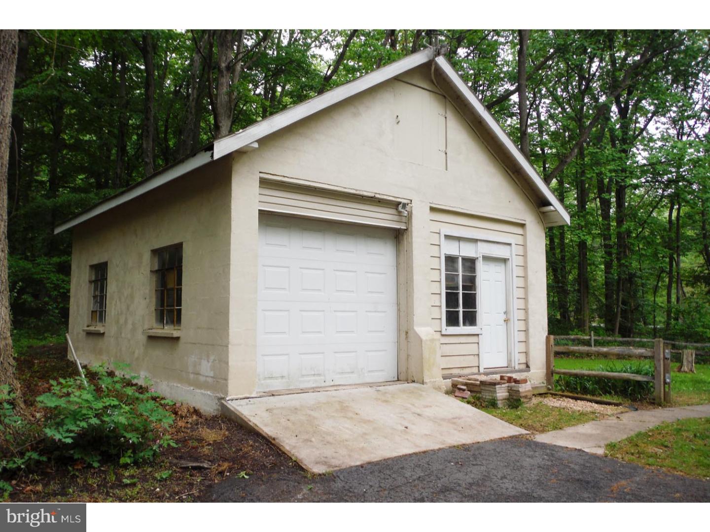 1580 Doerr Road Quakertown, PA 18951 - Photo 3 of 25