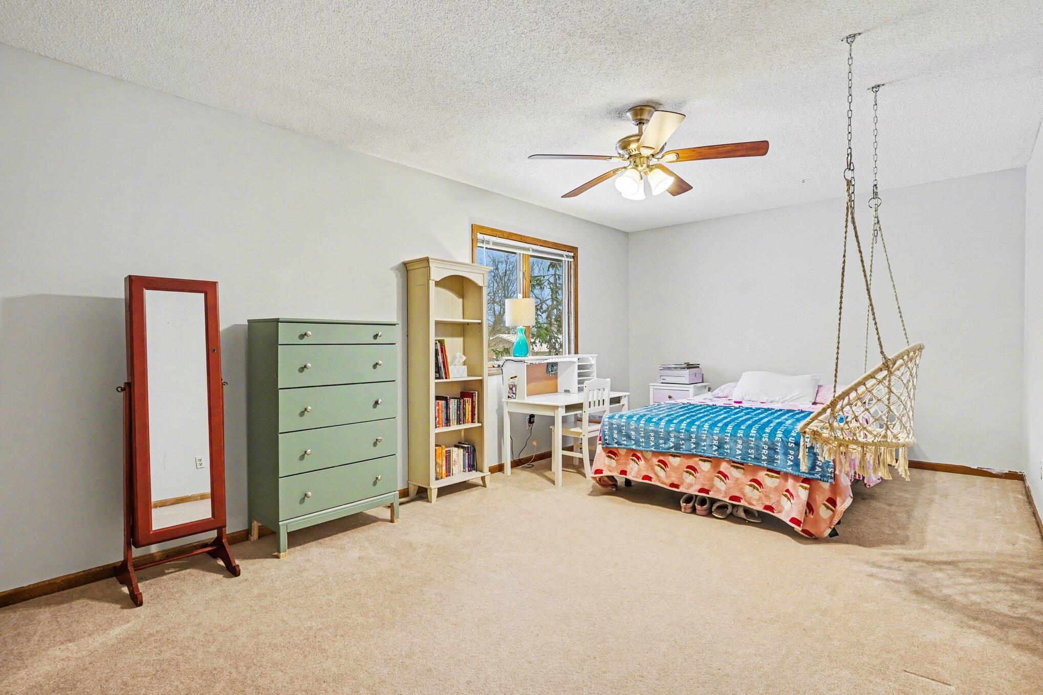 17247 North Fruitport Road Spring Lake, MI 49456 - Photo 22 of 50 013_file_4947