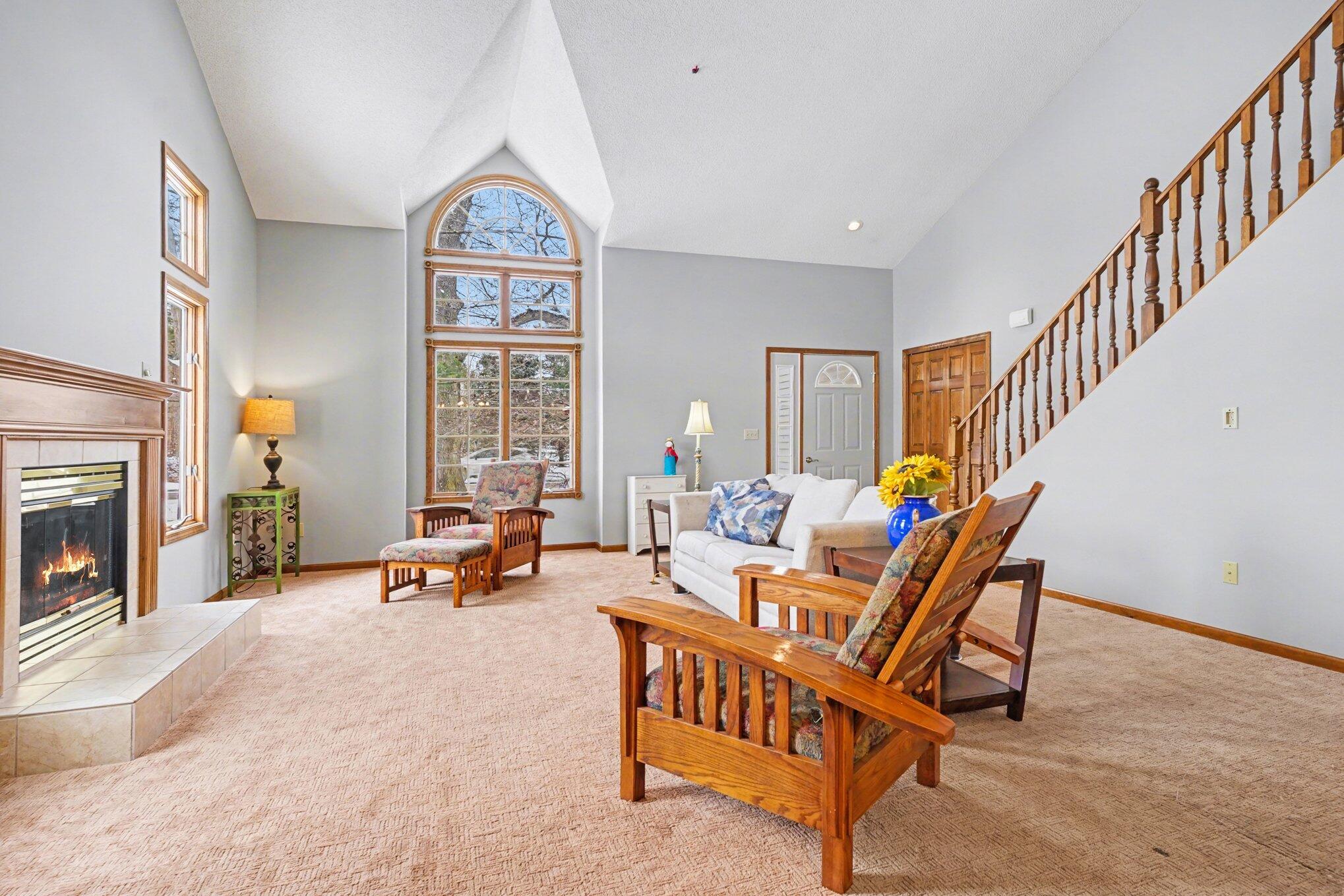 17247 North Fruitport Road Spring Lake, MI 49456 - Photo 7 of 50 032_file_6830