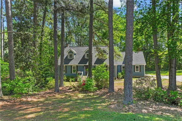 $359,900 | 4089 Hickory Nut Drive, Douglasville, GA 30135