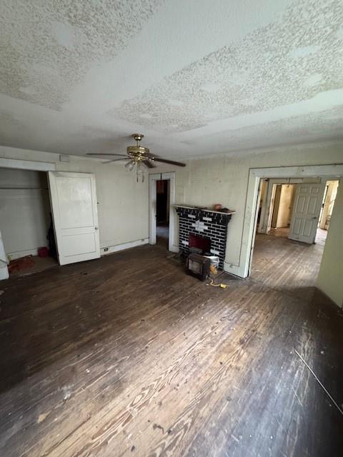 3900 Colonial Avenue Dallas, TX 75215 - Photo 3 of 15 a view of empty room with wooden floor