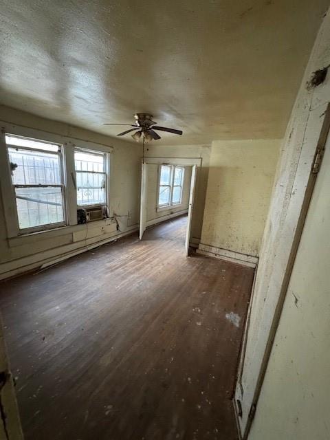 3900 Colonial Avenue Dallas, TX 75215 - Photo 4 of 15 wooden floor in an empty room with a window