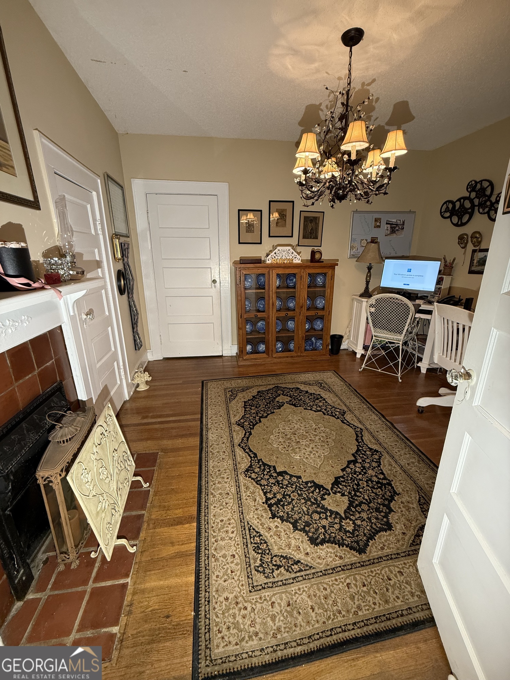 360 Edison Street Menlo, GA 30731 - Photo 35 of 64 a living room filled with furniture