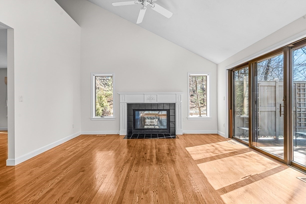 7 Wainwright Road, Unit 8 Winchester, MA 01890 - Photo 9 of 37