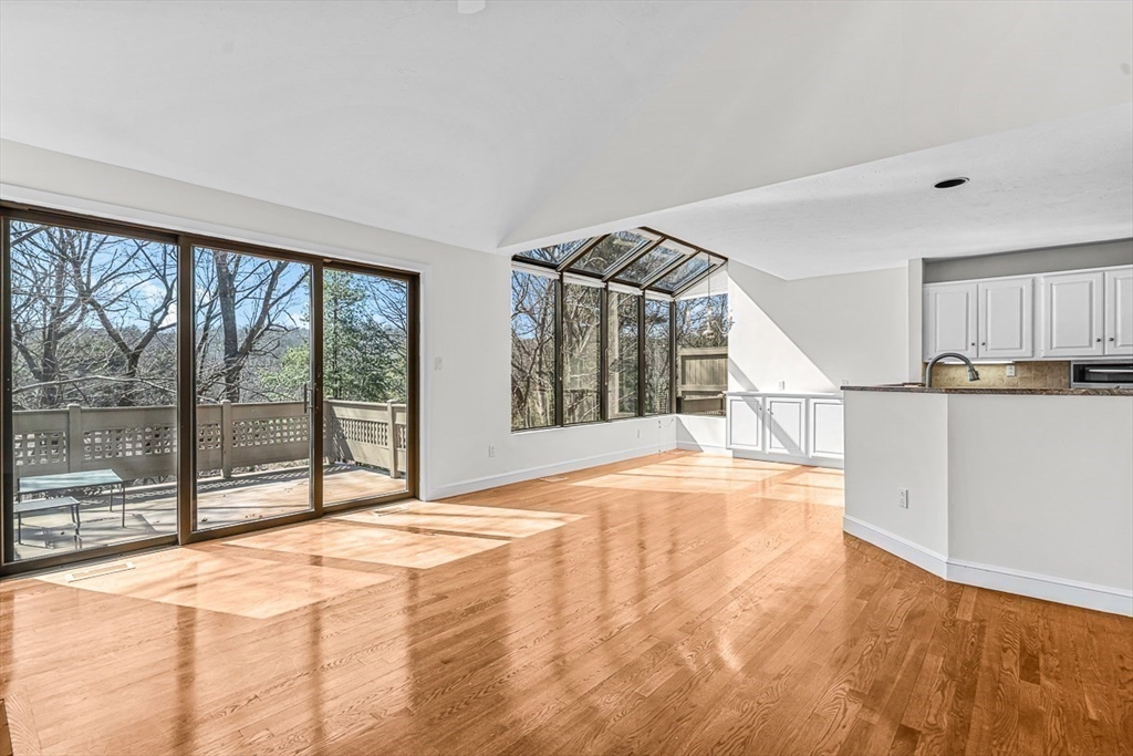 7 Wainwright Road, Unit 8 Winchester, MA 01890 - Photo 10 of 37