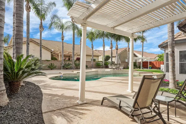 $875,000 | 2501 Leonatus Avenue, Modesto, CA 95355