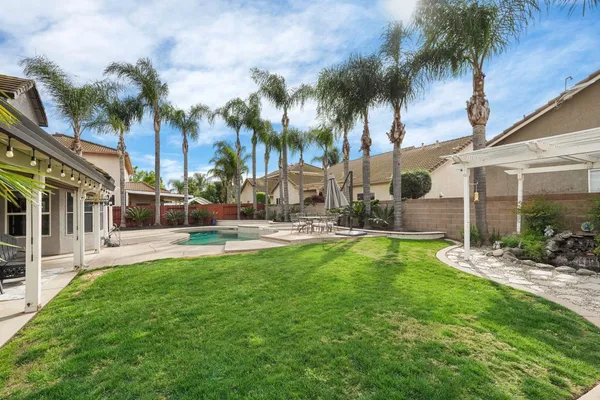 $875,000 | 2501 Leonatus Avenue, Modesto, CA 95355