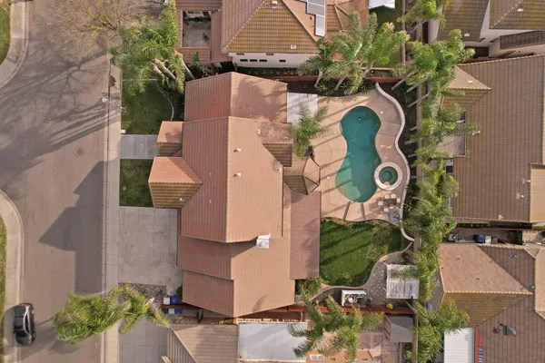 $875,000 | 2501 Leonatus Avenue, Modesto, CA 95355