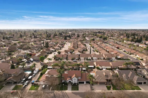 $875,000 | 2501 Leonatus Avenue, Modesto, CA 95355