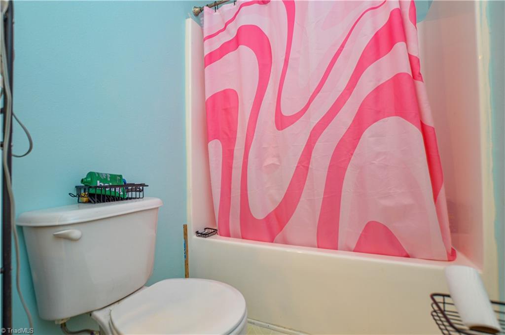 3823 Banbridge Drive High Point, NC 27260 - Photo 15 of 16
