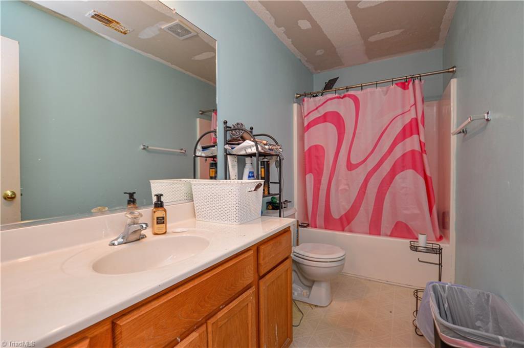 3823 Banbridge Drive High Point, NC 27260 - Photo 16 of 16