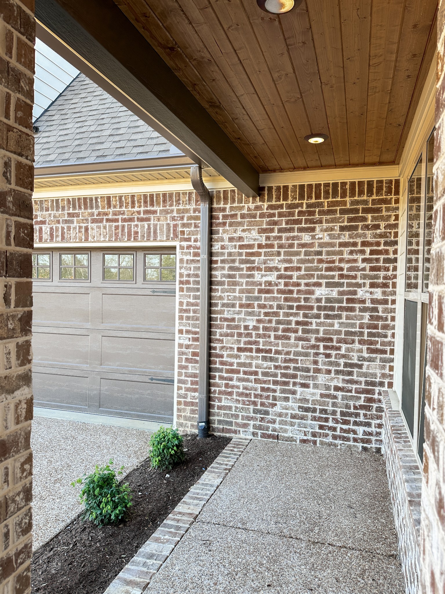 404 Bell Lk Road Gallatin, TN 37066 - Photo 6 of 35 a view of door