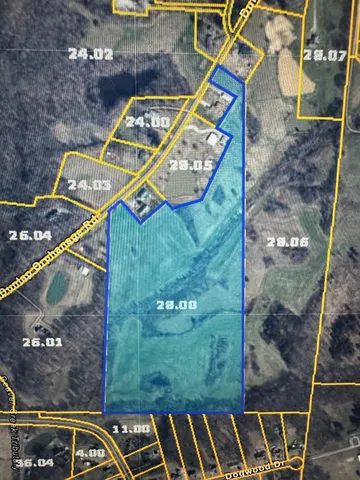 a view of an outdoor space