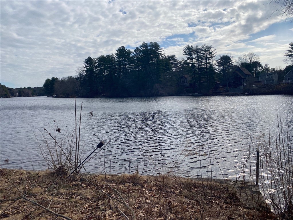 30 Pine Tree Road Coventry, RI 02816 - Photo 3 of 6