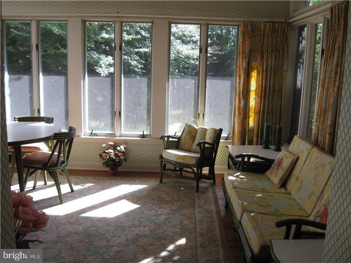 209 East Avon Road Chester, PA 19015 - Photo 4 of 24 Family Room