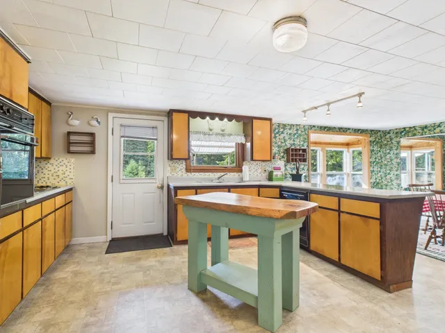 $325,000 | 4781 Highway 114, Canaan, VT 05903