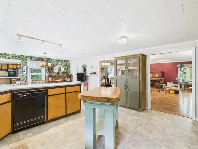 $325,000 | 4781 Highway 114, Canaan, VT 05903