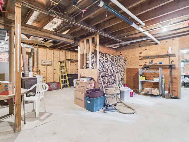 $325,000 | 4781 Highway 114, Canaan, VT 05903