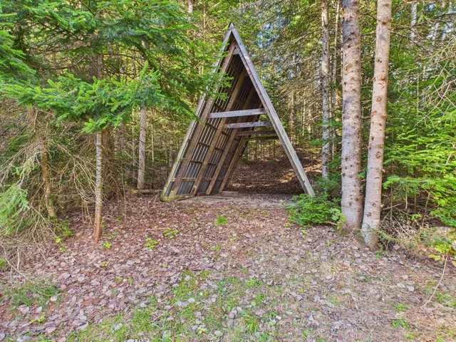 $325,000 | 4781 Highway 114, Canaan, VT 05903