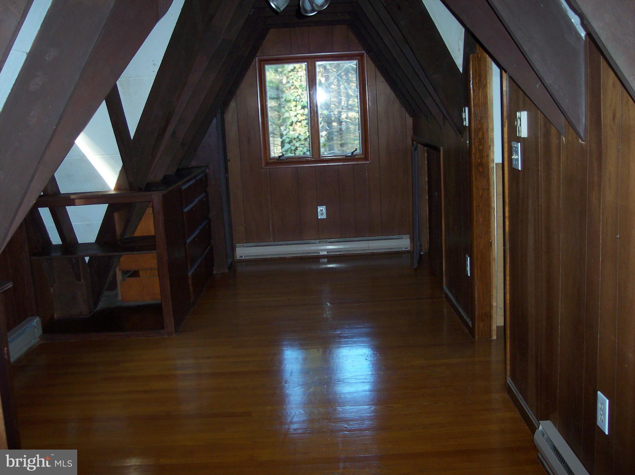 3843 Rinehart Road Westminster, MD 21158 - Photo 19 of 28 Another large bedroom on the 2nd floor