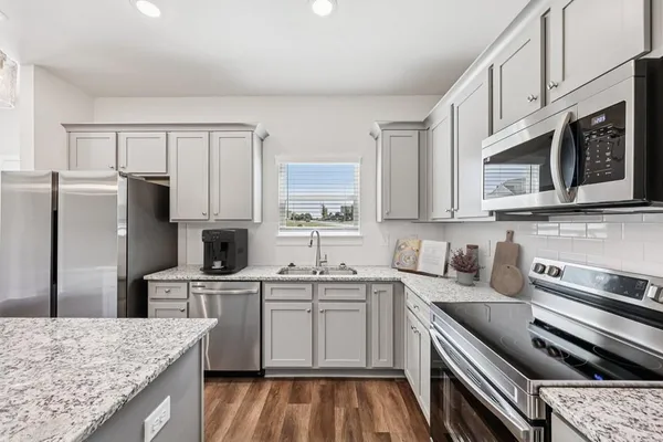 $2,025 | 352 Stately Oaks Court, Unit WESTPORT, Hoschton, GA 30548