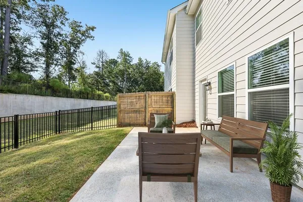 $2,025 | 352 Stately Oaks Court, Unit WESTPORT, Hoschton, GA 30548