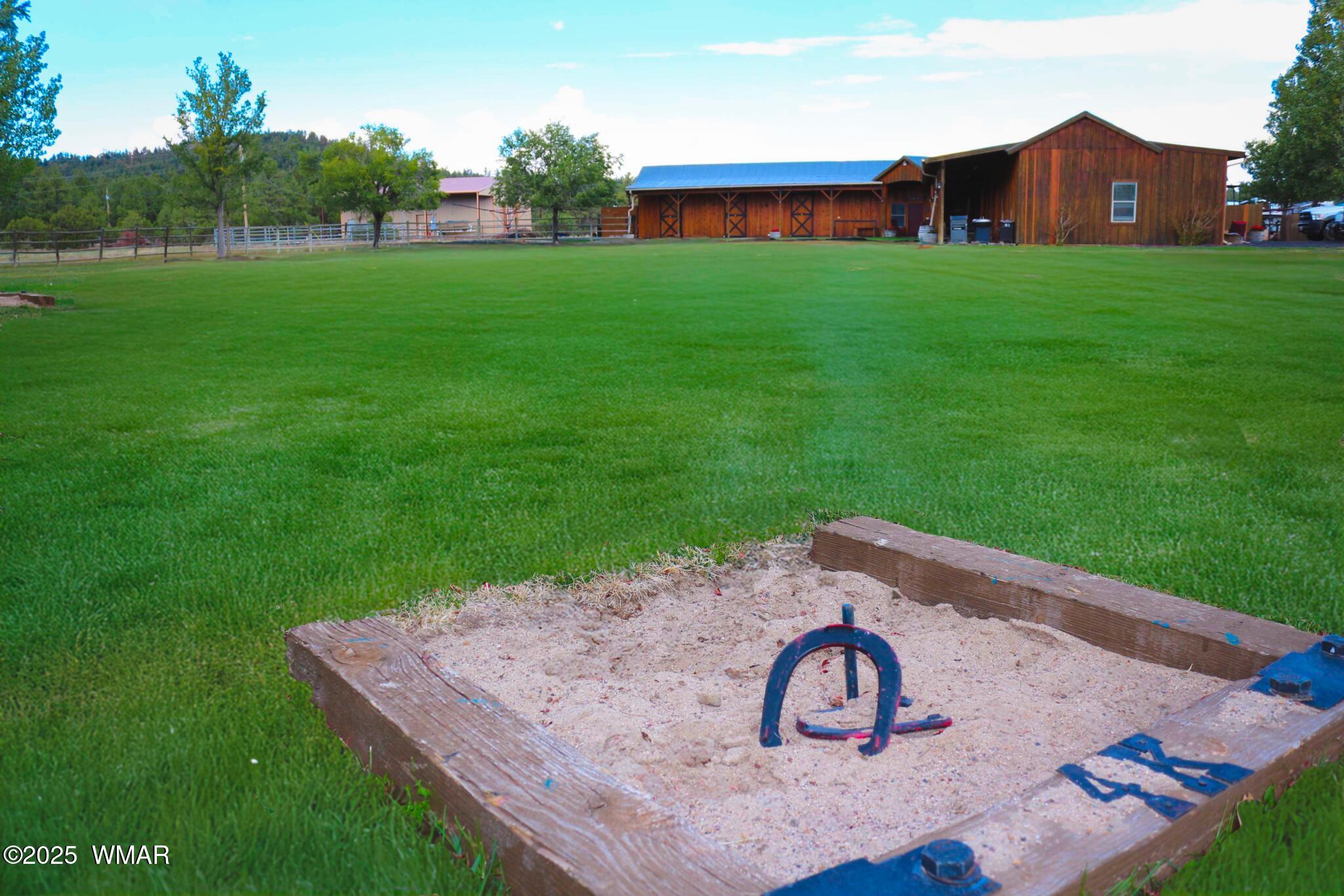 422 Sponseller Siding Road Pinetop, AZ 85935 - Photo 45 of 84 Horseshoes