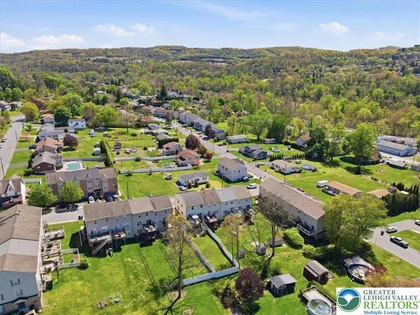$315,000 | 215 Birch Street, Walnutport, PA 18088