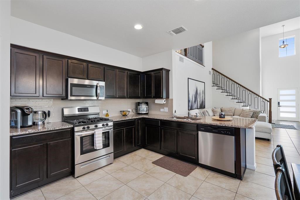 10308 Hatton Lane Austin, TX 78754 - Photo 9 of 25