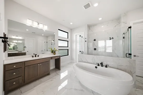 $1,200,000 | 320 Waters Landing Lane, Katy, TX 77493