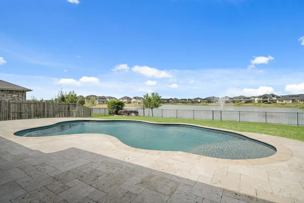 $1,200,000 | 320 Waters Landing Lane, Katy, TX 77493