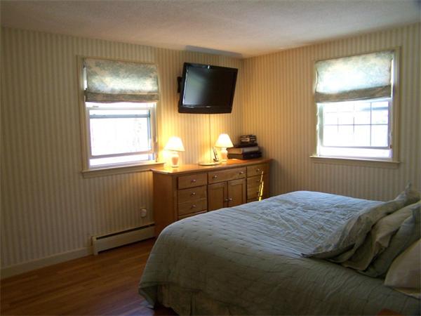 17 Glen Meadow Road Andover, MA 01810 - Photo 13 of 25 Gallery Image 13