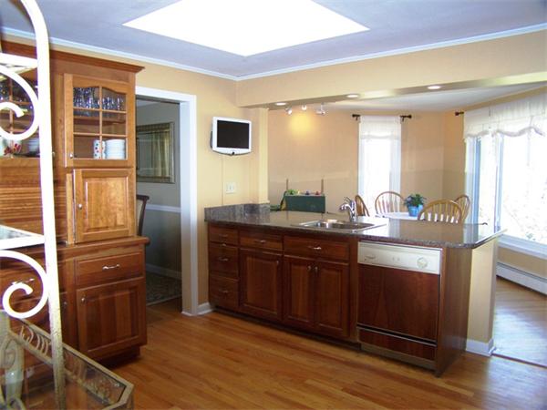 17 Glen Meadow Road Andover, MA 01810 - Photo 10 of 25 Gallery Image 10